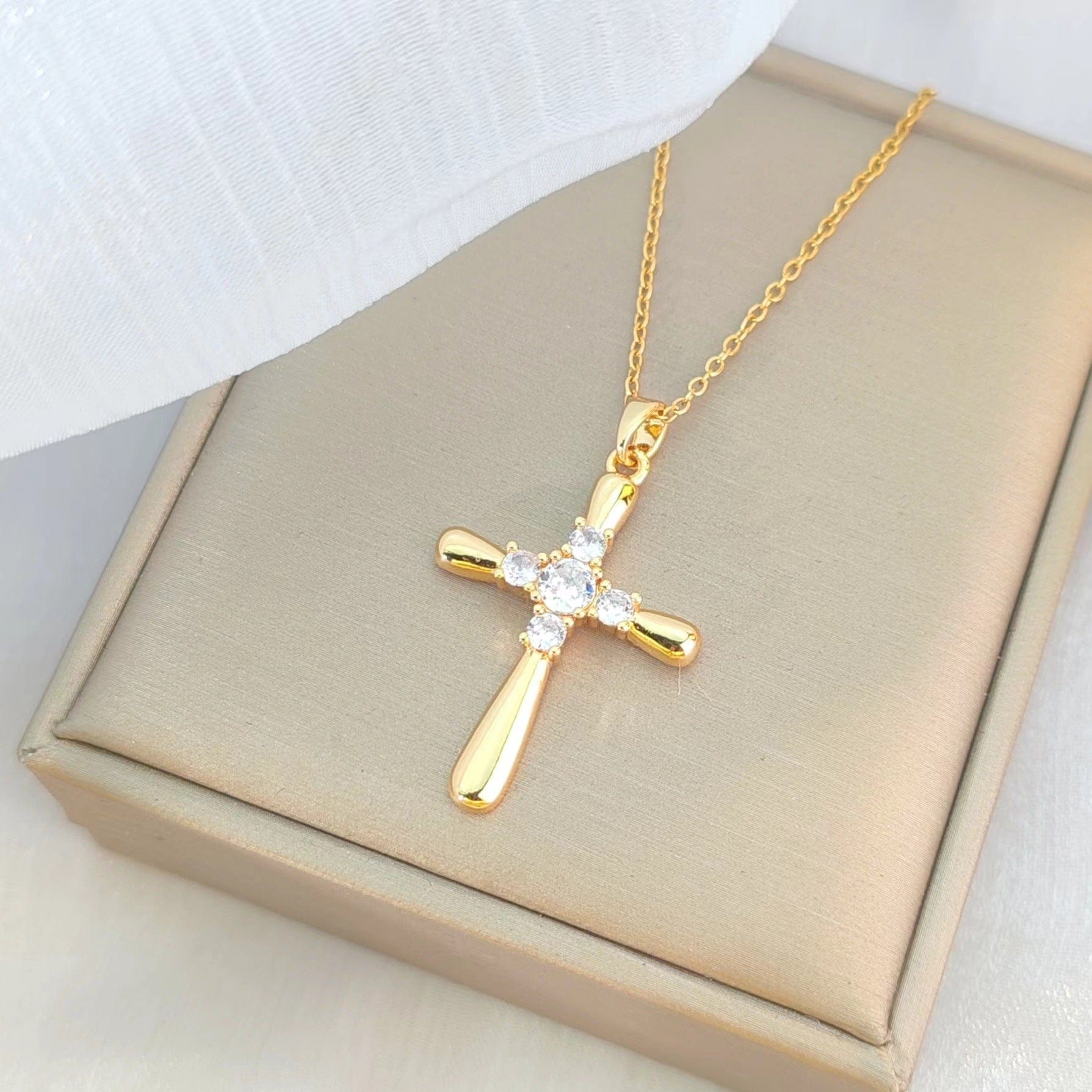 LUXURY LIGHT CROSS NECKLACE